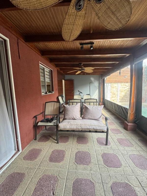 Hermosa Casa en Arriendo 2D+3B+Piscina - Ciudad del Este