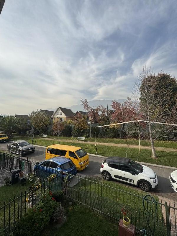 Hermosa Casa en Arriendo 2D+3B+Piscina - Ciudad del Este