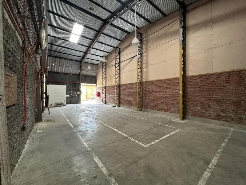 Bodega y Taller en Quinta Normal Con Seguridad