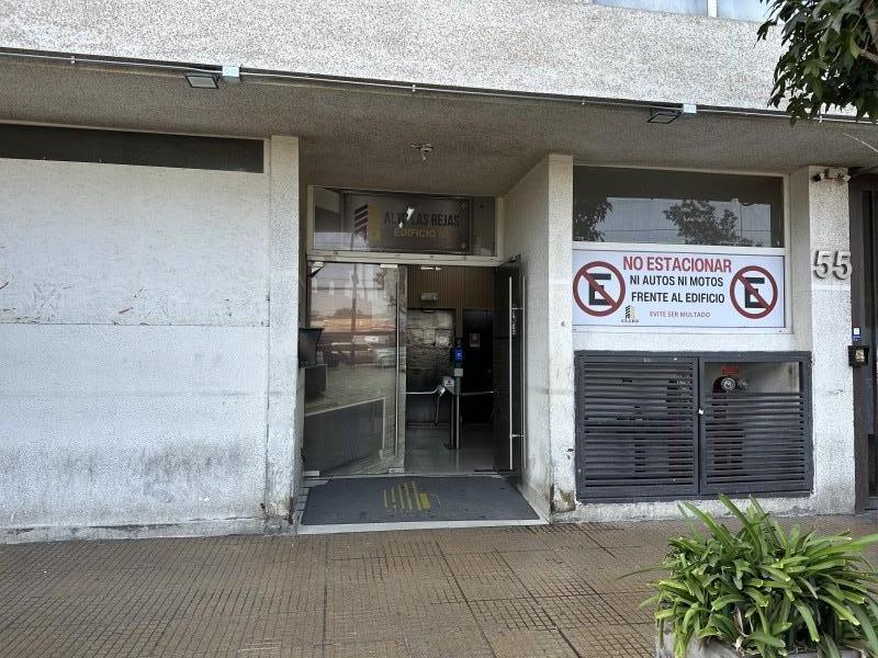 Depto en Venta 1D 1B Metro las Rejas Remodelado Oportunidad