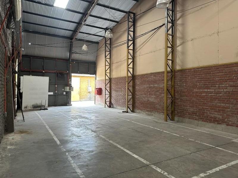 Bodega y Taller en Quinta Normal Con Seguridad