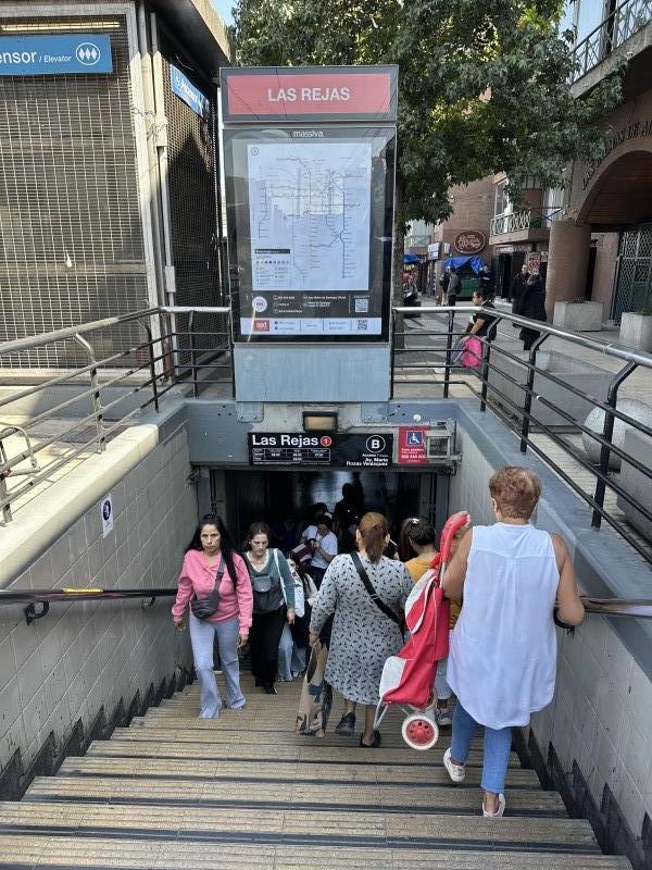 Depto en Venta 1D 1B Metro las Rejas Remodelado Oportunidad