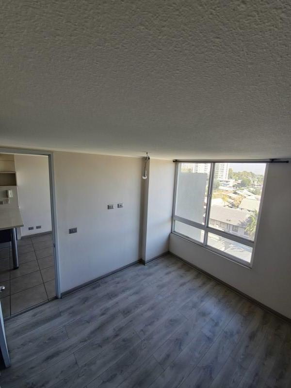 Se Arrienda Departamento en la Cisterna, Metro Lo Ovalle