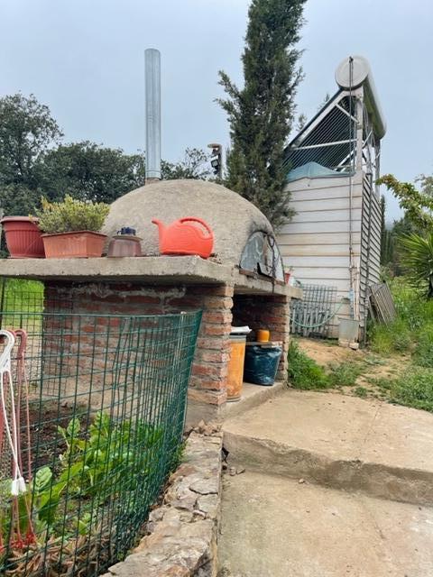 Parcela Con 2 Casas Equipadas y Piscina