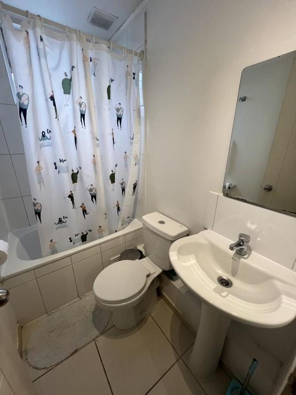 Arrendamos Casa de 4 Dormitorios 2 Baños en Flores de Pucara