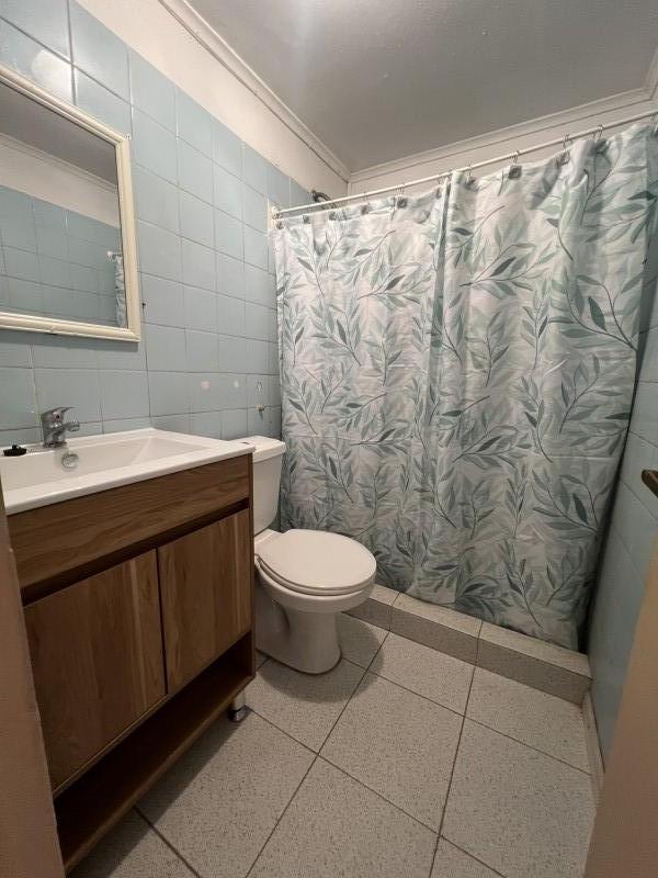 Arrendamos Amplia Casa de 3 Dormitorios 2 Baños la Florida