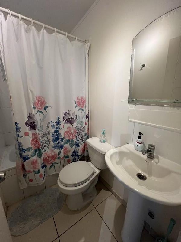 Arrendamos Casa de 4 Dormitorios 2 Baños en Flores de Pucara