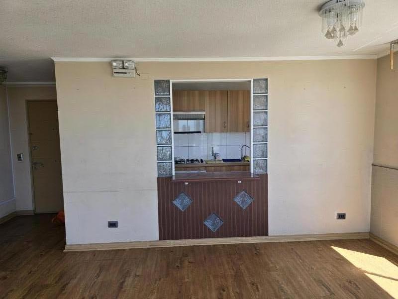 Arrienda Departamento 3 Dormitorios 2 Baños, Recien Pintado