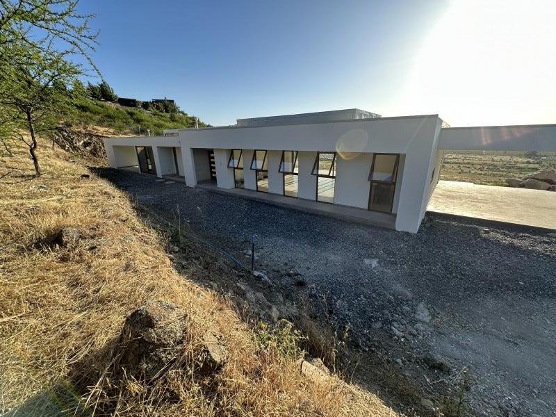 Venta Casa Nueva 4D4B en Condominio Zapallar - Curico