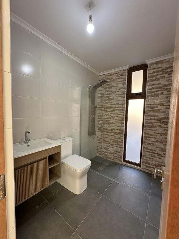 Venta Casa Nueva 4D4B en Condominio Zapallar - Curico