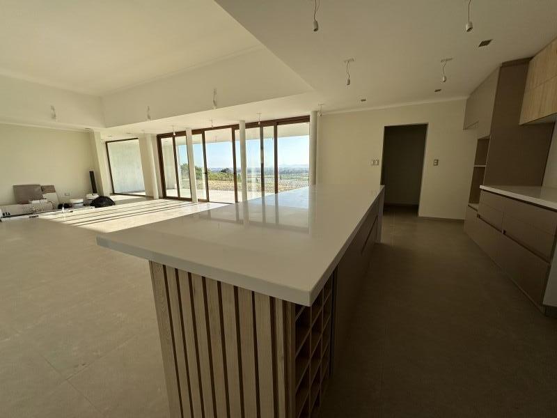 Venta Casa Nueva 4D4B en Condominio Zapallar - Curico