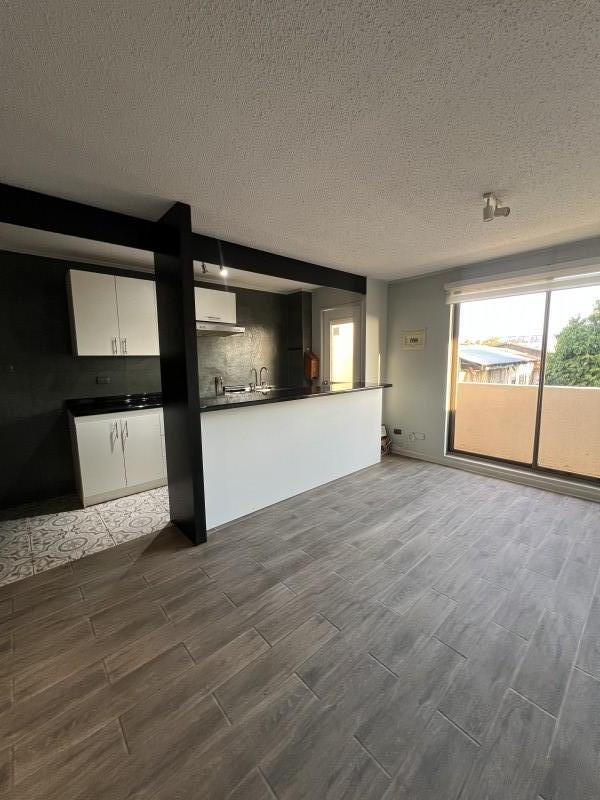 Se Arrienda Departamento en Plaza las Heras, Talca.