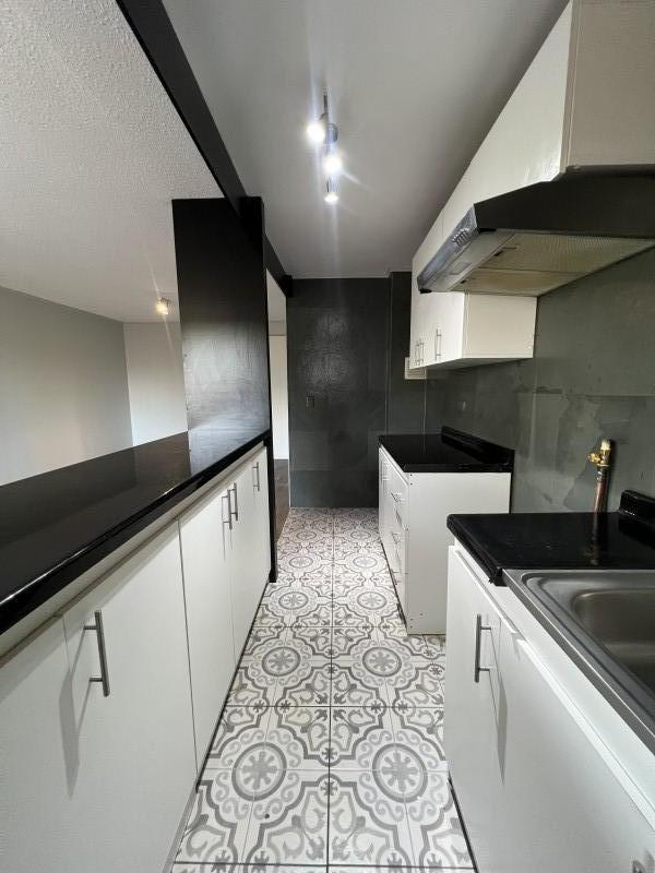 Se Arrienda Departamento en Plaza las Heras, Talca.