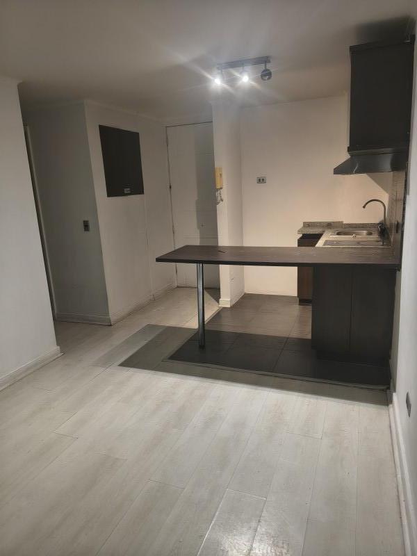 Departamento A Pasos del Metro y Mall Quilín, Conectividad