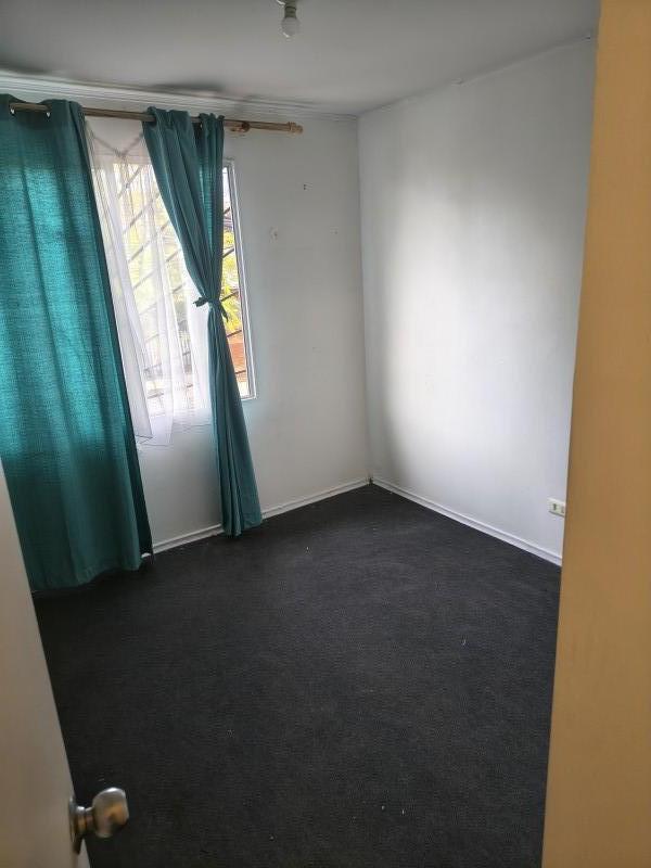 Casa de 2Do Piso 3 Dormitorios Con Entrada de Vehículos