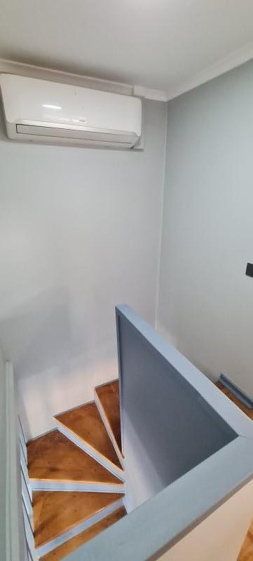 Centrica Propiedad, Dos Pisos, Impecable y Remodelada