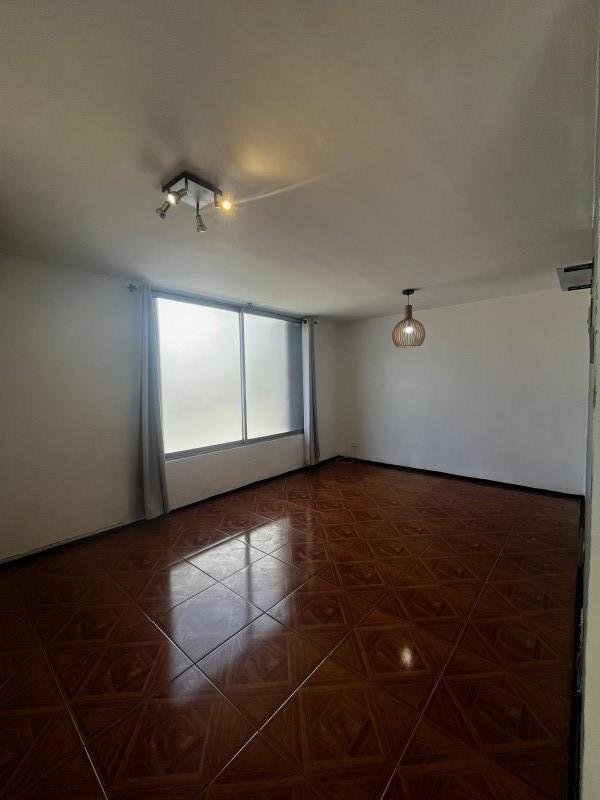 Venta de Casa Al Interior de Condominio en Ñuñoa