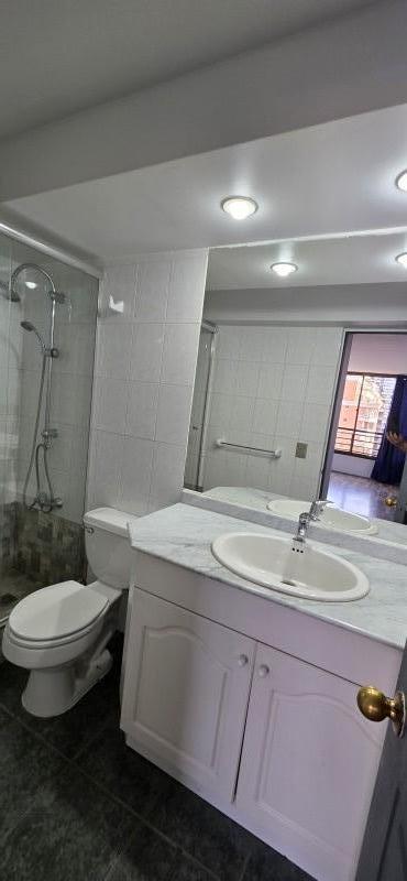 Arriendo Departamento 2D + 2B | Estacionamiento y Bodega