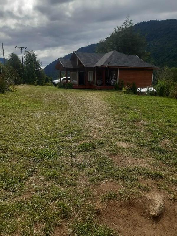 Vendo Casa Cabaña y Local Comercial