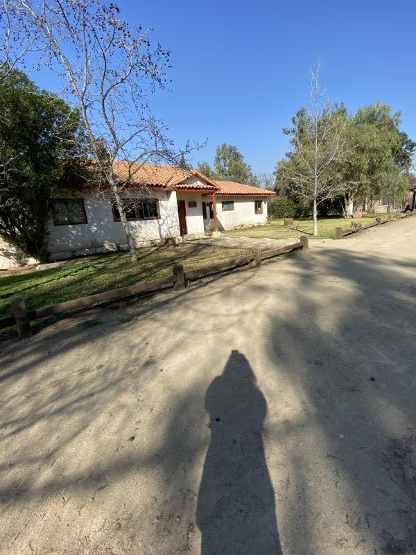 Casa Av. Chicureo, Venta, Arriendo, Colegio Pioneros