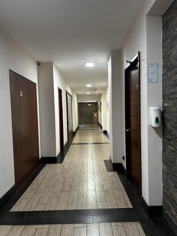 Departamento Gabriela Mistral, 2 Estacionamientos los Ángele