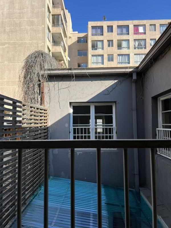 Casa Comercial 12 Habitaciones y 7 Baños