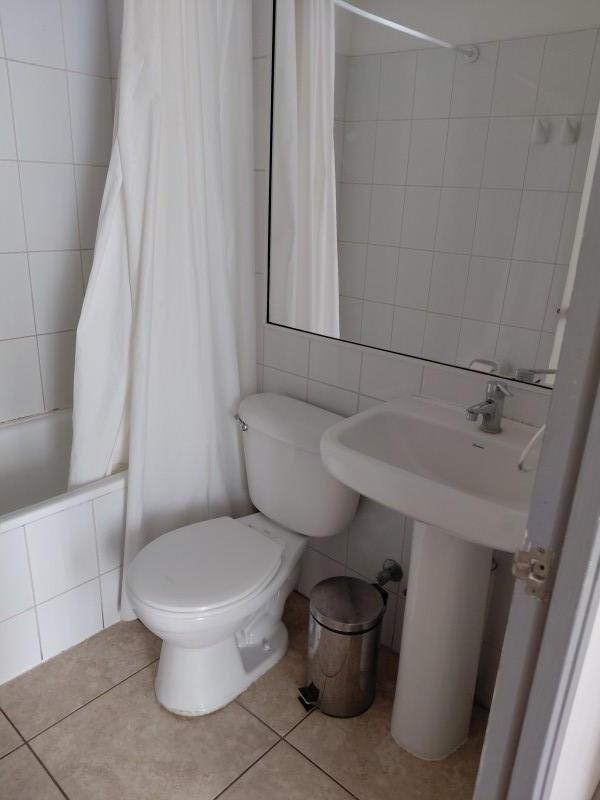 Arriendo Dpto. Amoblado en 1Er Piso.