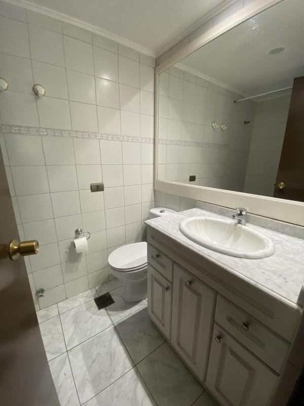 Arrendamos‼️ Excelente Casa en Avenida España Curico📍