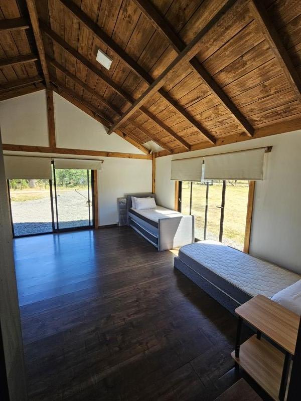 Casa en Parcela Con Acceso Privado, Piscina, Leñera, Cabaña