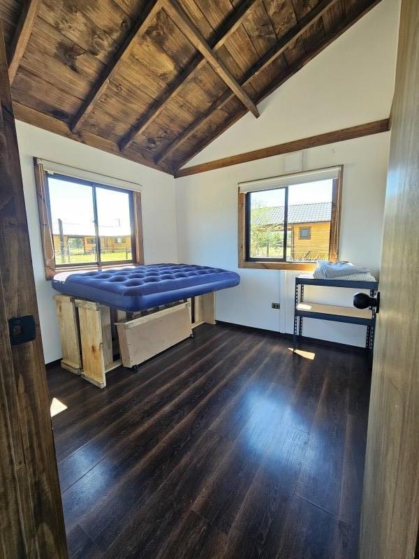 Casa en Parcela Con Acceso Privado, Piscina, Leñera, Cabaña