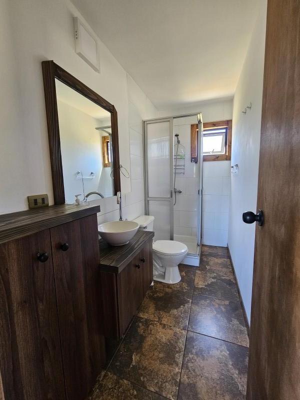 Casa en Parcela Con Acceso Privado, Piscina, Leñera, Cabaña