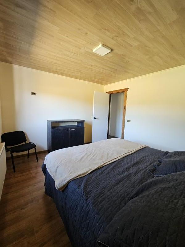 Casa en Parcela Con Acceso Privado, Piscina, Leñera, Cabaña