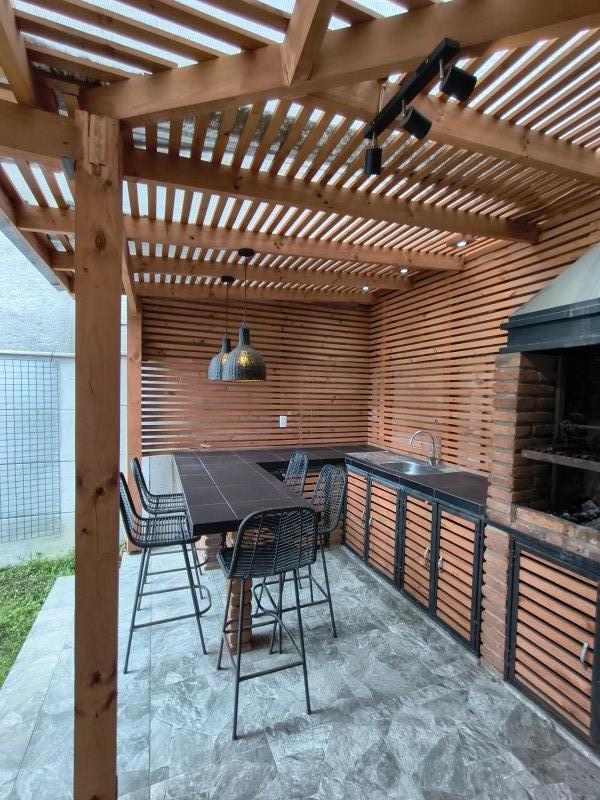 Arrendamos Linda Casa en Condominio Neyen, Talca