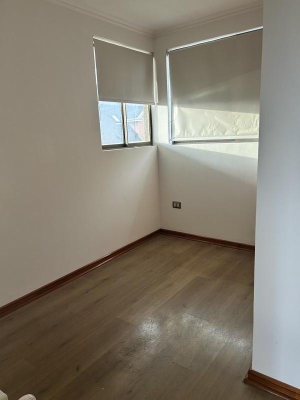 Arrendo O Vendo Casa Dos Pisos Estilo Mediterráneo Amplios E