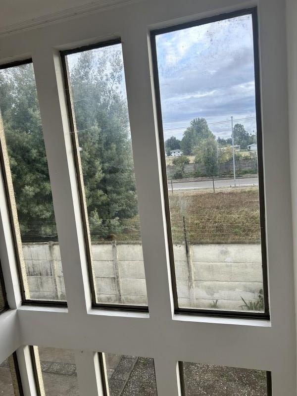 Arrendo O Vendo Casa Dos Pisos Estilo Mediterráneo Amplios E