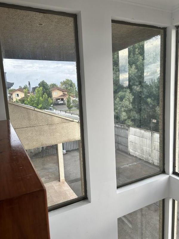 Arrendo O Vendo Casa Dos Pisos Estilo Mediterráneo Amplios E