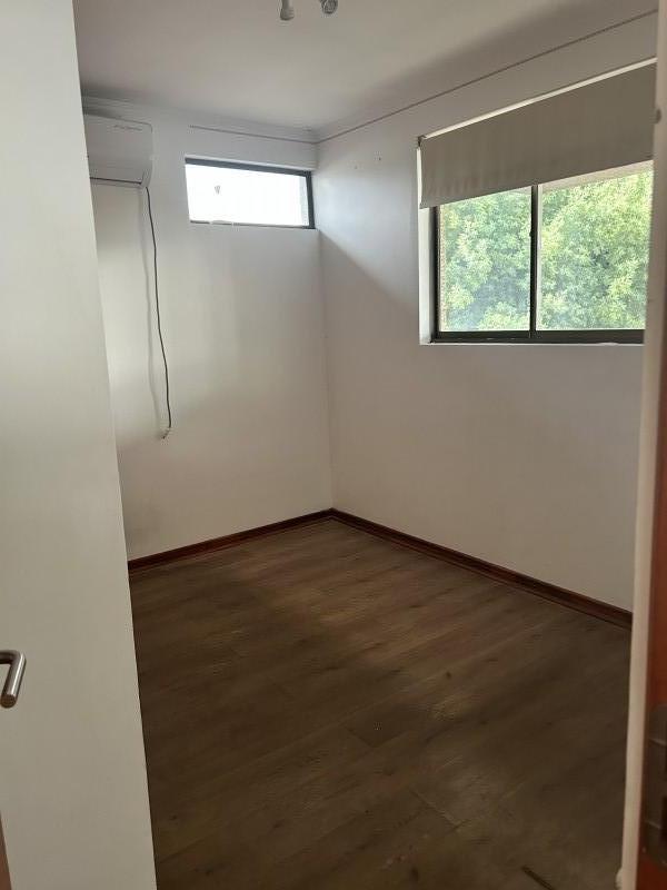 Arrendo O Vendo Casa Dos Pisos Estilo Mediterráneo Amplios E
