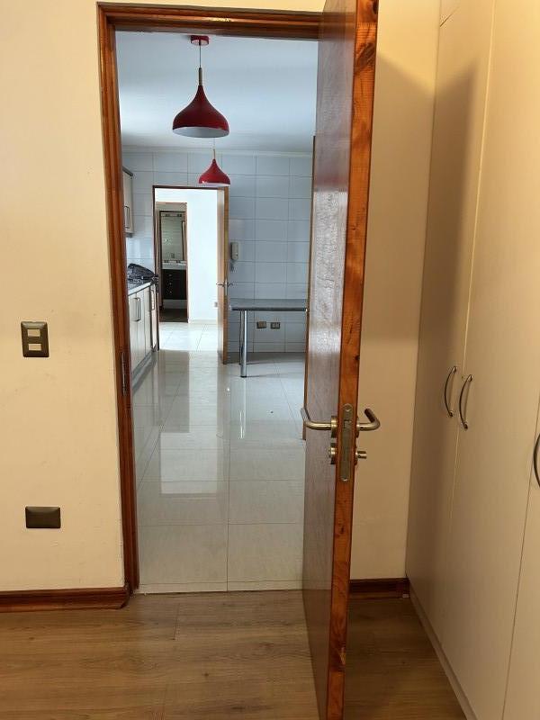 Arrendo O Vendo Casa Dos Pisos Estilo Mediterráneo Amplios E