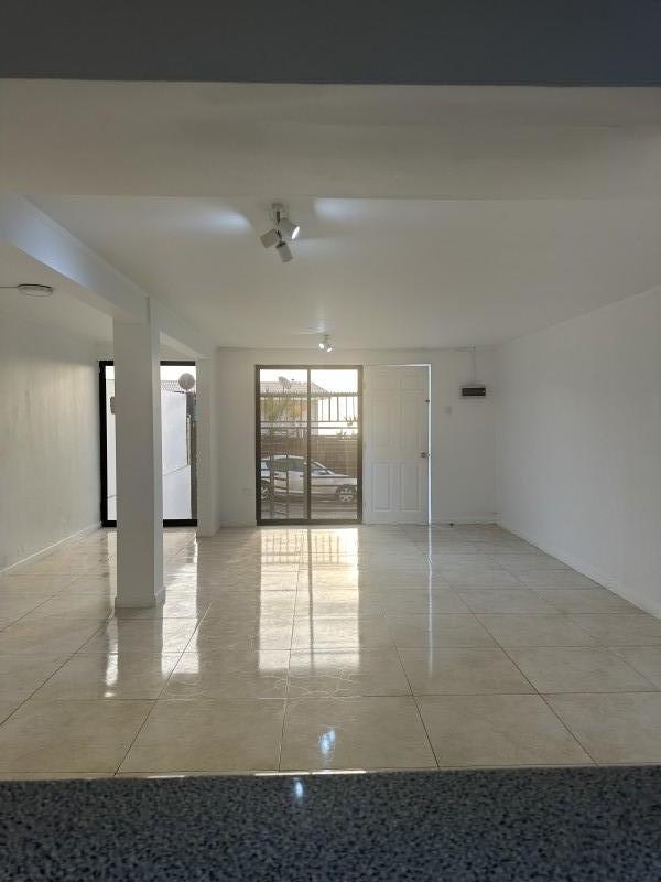 Hermosa Casa Remodelada