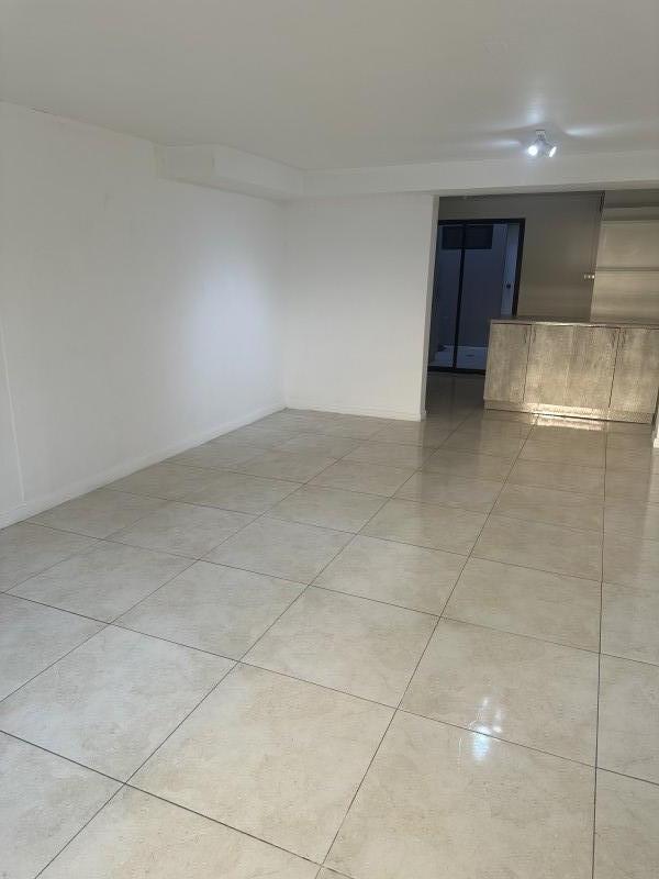 Hermosa Casa Remodelada