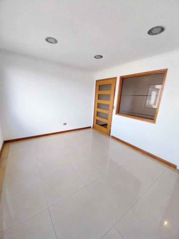 Arriendo Oficina Edificio Bicentenario