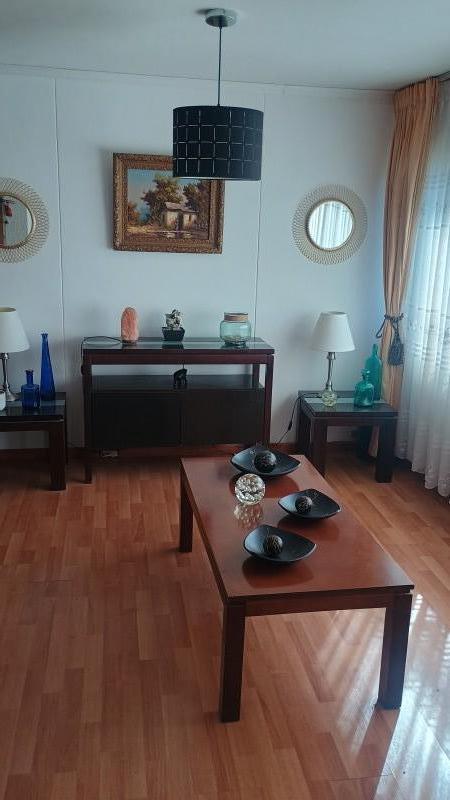 Se Vende Amplio Departamento en Gran Avenida!!!