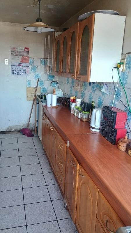 Se Vende Amplio Departamento en Gran Avenida!!!