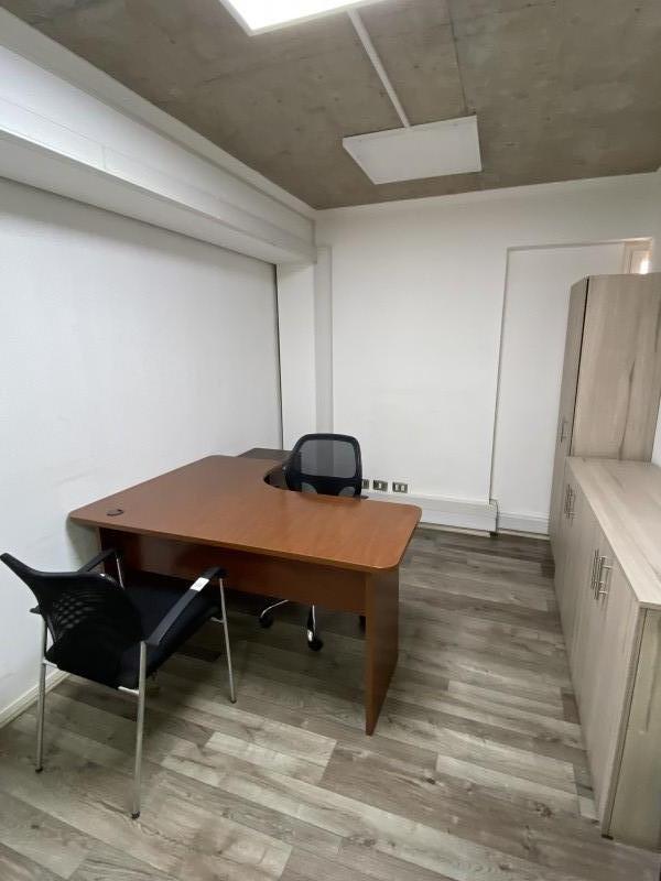 Arriendo Oficina Amplia y Funcional – Excelente Ubicación