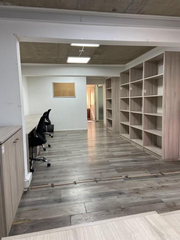Arriendo Oficina Amplia y Funcional – Excelente Ubicación