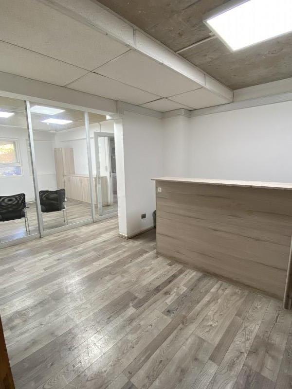 Arriendo Oficina Amplia y Funcional – Excelente Ubicación