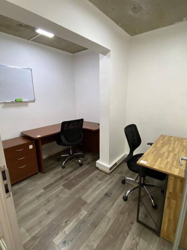 Arriendo Oficina Amplia y Funcional – Excelente Ubicación