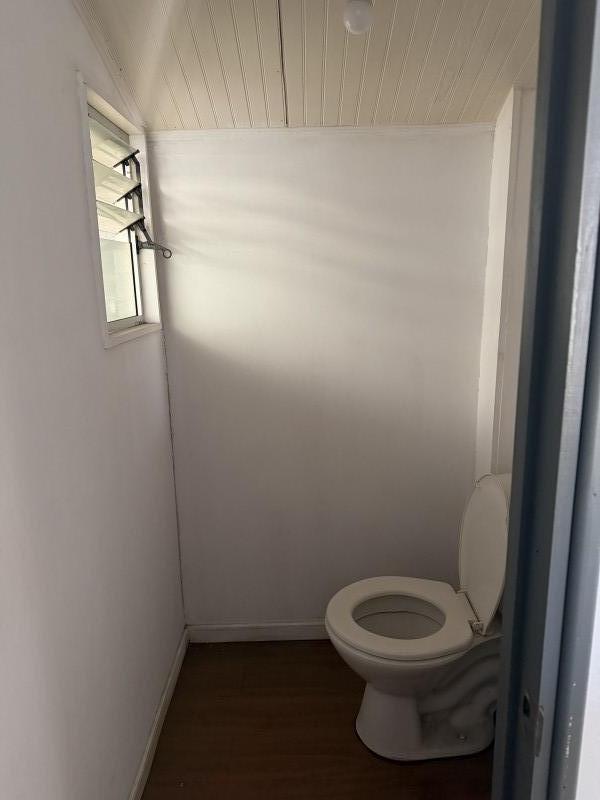 Bodega 140 M2 Más 60 M2 de Patio, Barrio Industrial