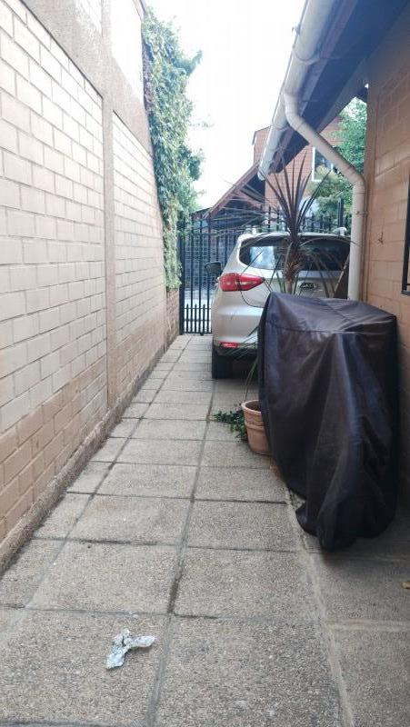Vende Casa de 3D y 2B en Villa Alessandri Linares
