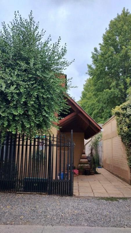 Vende Casa de 3D y 2B en Villa Alessandri Linares